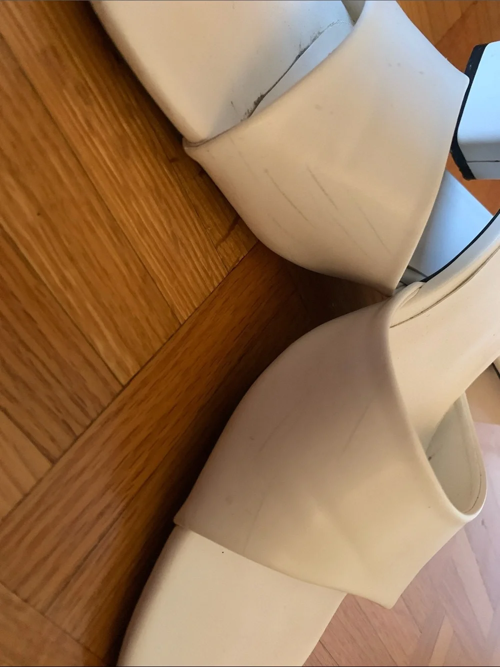 Zara White Slide Mules with Low Block Heel (size 10) - Picture 5 of 5